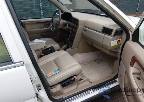 1997 Volvo 960 z USA, uszkodzony, nr VIN YV1KS9604V1114514